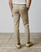 Chino Geofrey en twill de coton beige - View 2