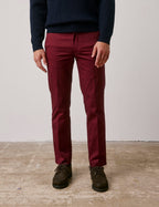 Chino Geofrey en twill de coton bordeaux