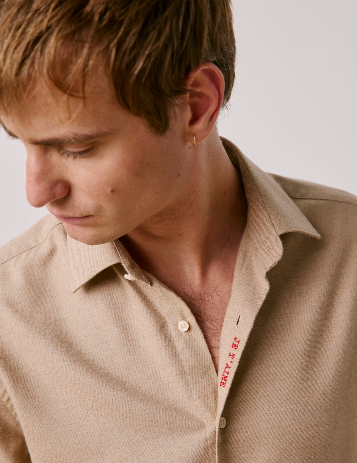 Chemise mixte  Je t'aime  en coton et cachemire beige